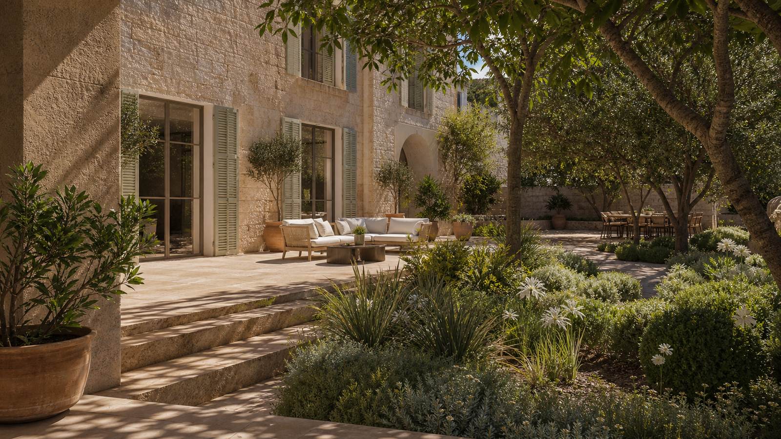 KI-generiertes Mallorca-Stimmungsbild eines mediterranen Hotel-Außenbereichs für den Hotelcheck des ES CONVENT DE LA MISSIO in Palma