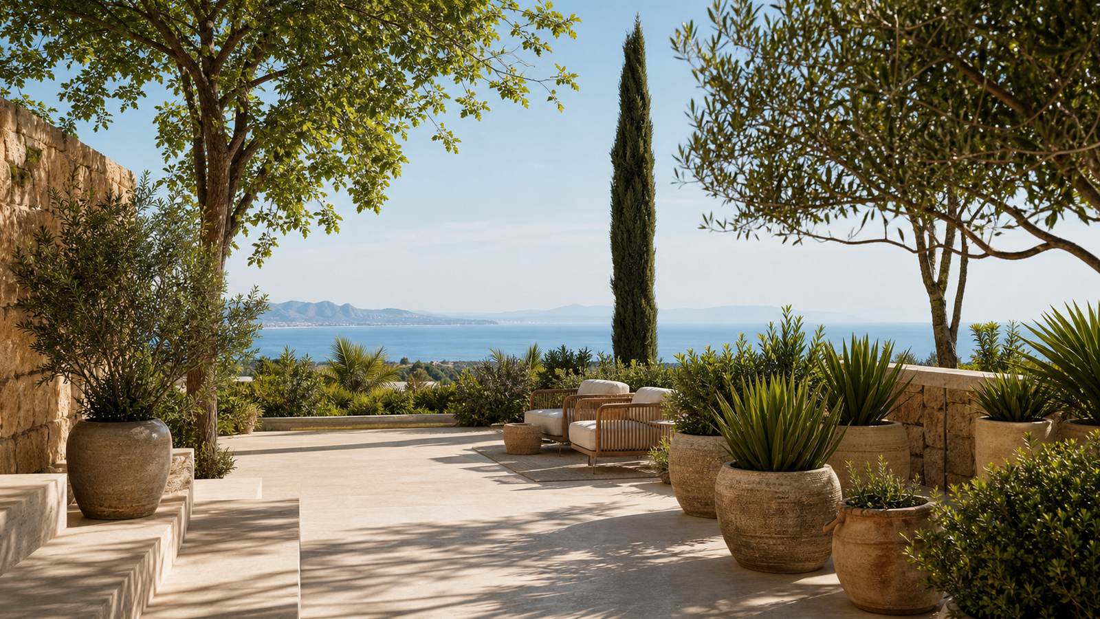 KI-generiertes Mallorca-Stimmungsbild eines mediterranen Hotel-Außenbereichs für den Hotelcheck des GRAN MELIA DE MAR in Cas Català-Illetes