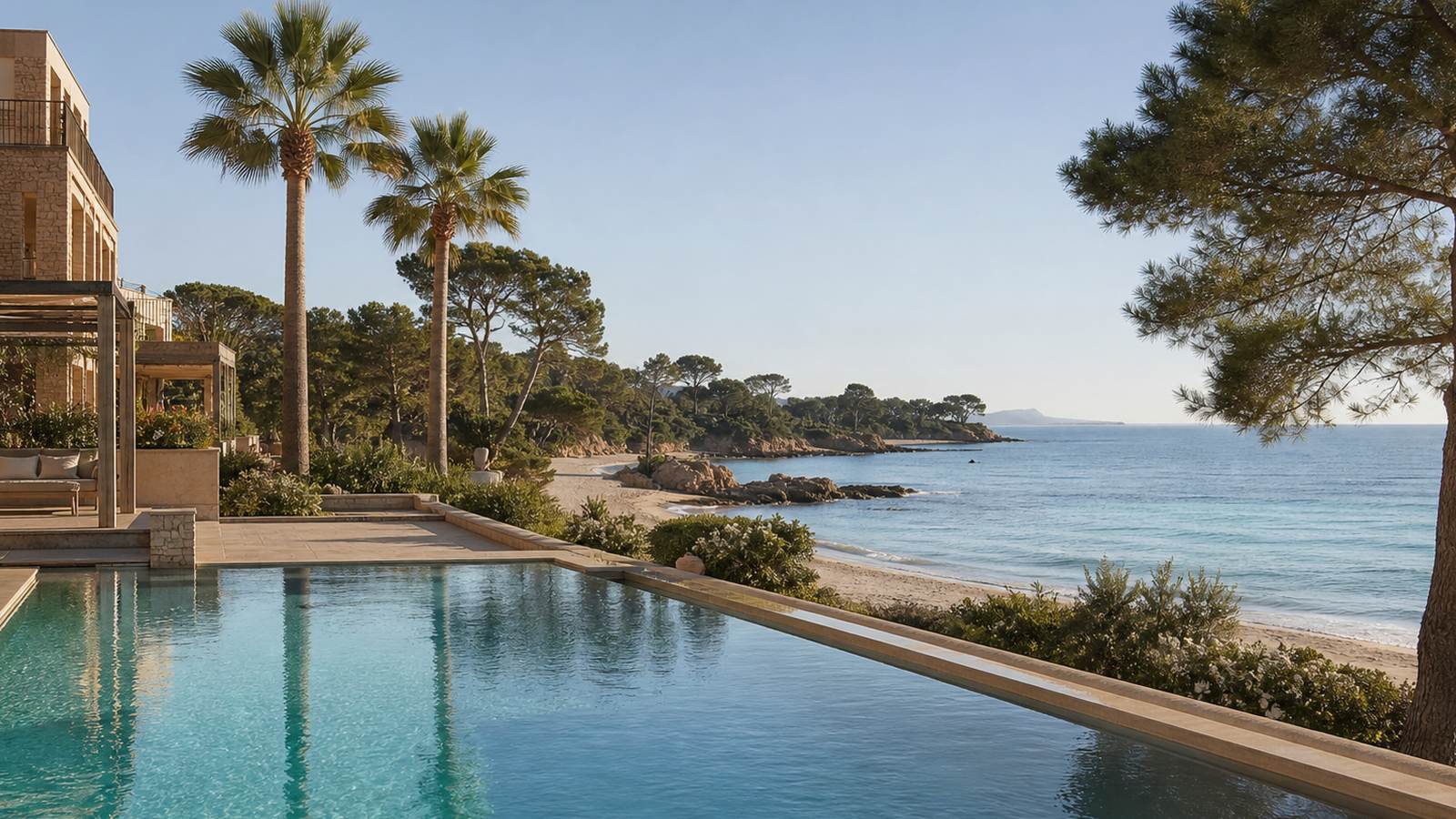 KI-generiertes Mallorca-Stimmungsbild eines mediterranen Hotel-Außenbereichs für den Hotelcheck des PLAYA GARDEN in Platja De Muro