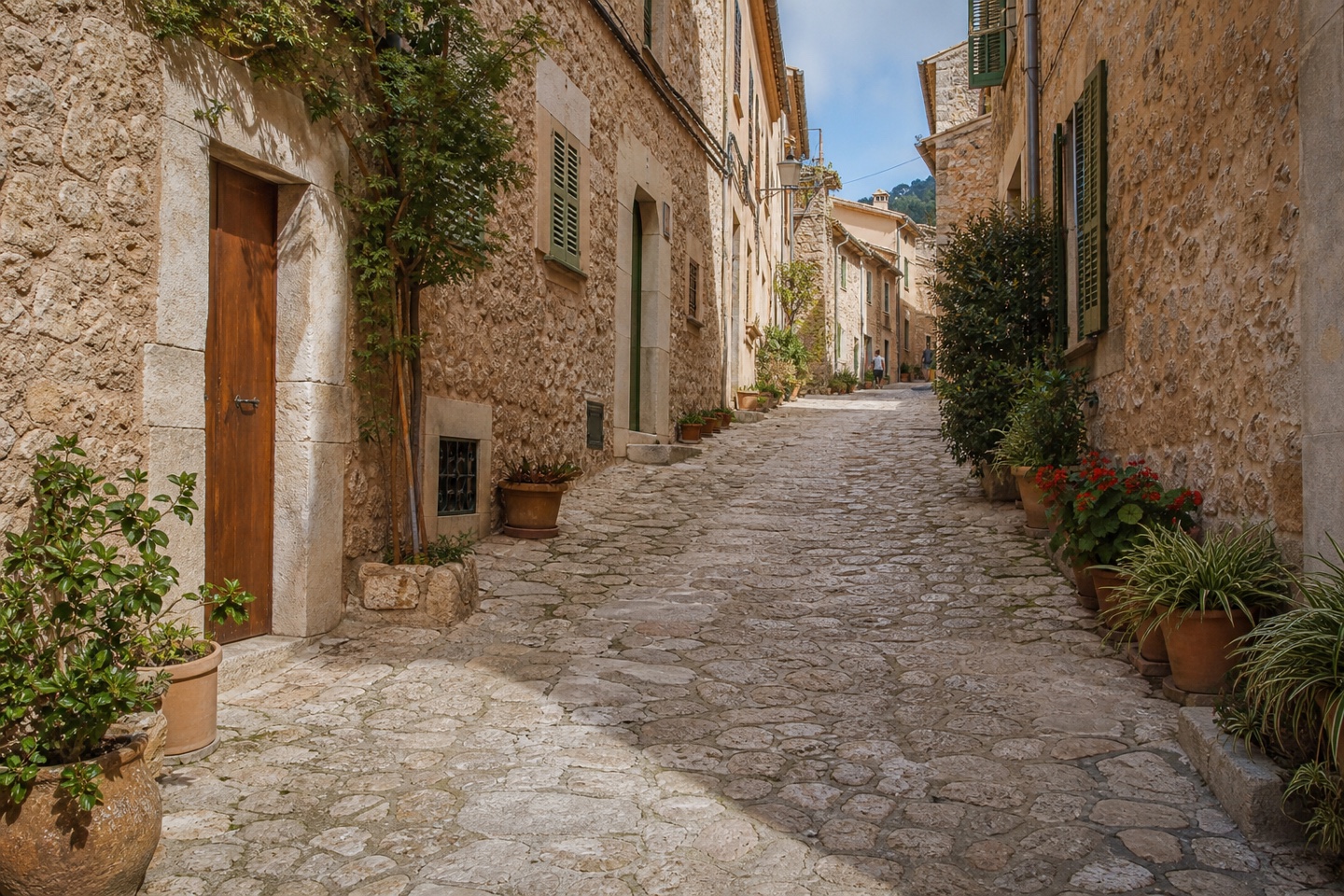 KI-generiertes Stimmungsbild einer gepflasterten Gasse im historischen Ortskern von Valldemossa